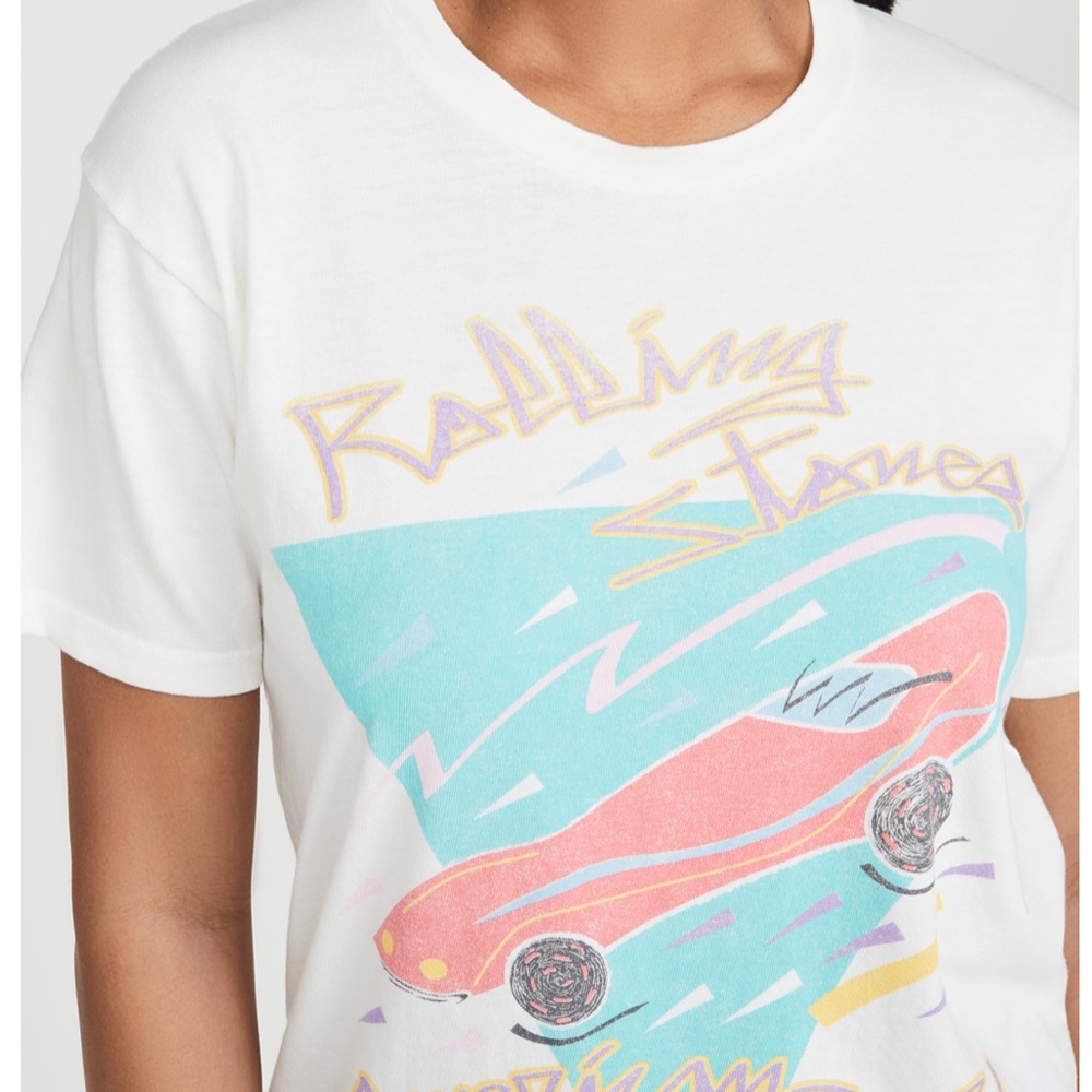 Sold out daydreamer Rolling Stones tee.